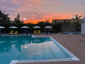 Villetta giardino, piscina, mare Campofelice Di Roccella
